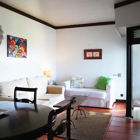 Διαμέρισμα Seafront Swimming Pool Apartment Εστορίλ